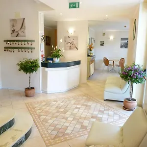 hotel-monti-riccione.riccione-hotels.org/
